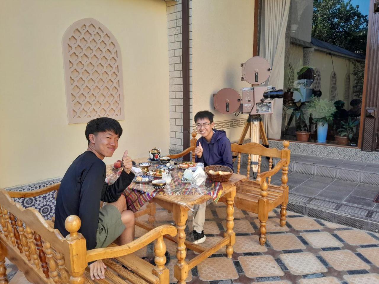 Turkistan Hotel Kogon Eksteriør bilde